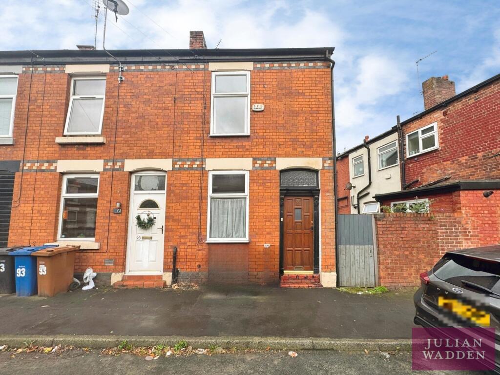 2 bed End of Terrace for rent in Stockport. From Julian Wadden - Heaton Moor