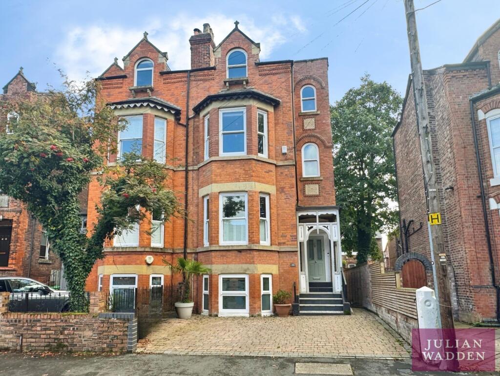 5 bed Semi Detached for rent in Manchester. From Julian Wadden - Heaton Moor 5 bed Semi Detached for rent in Manchester. From Julian Wadden - Heaton Moor