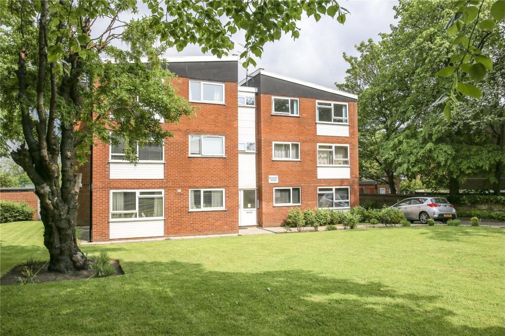 1 bed 1st Floor Flat for rent in Stockport. From Julian Wadden - Heaton Moor