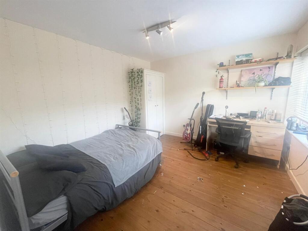 4 bed Mid Terraced House for rent in Nottingham. From Top 365 - Nottingham