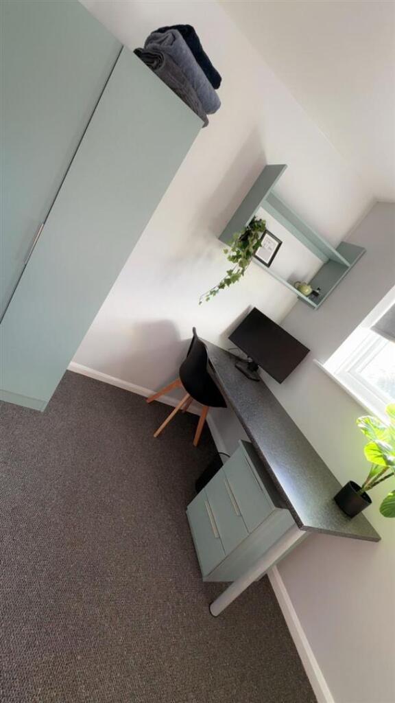 6 bed Detached for rent in Nottingham. From Top 365 - Nottingham