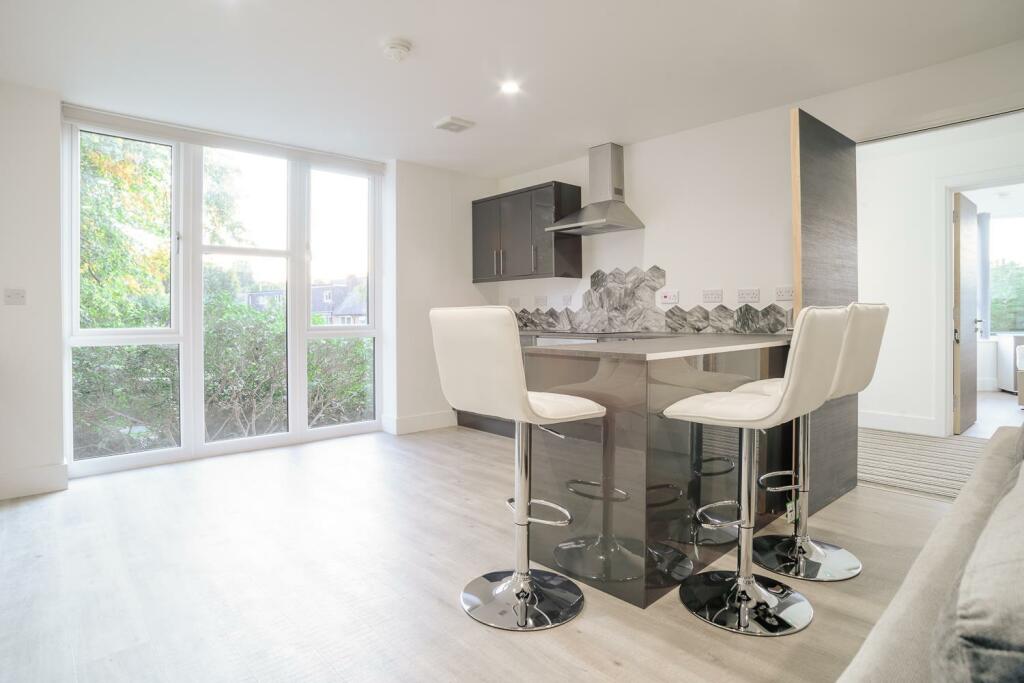 8 bed 1st Floor Flat for rent in Beeston. From Top 365 - Nottingham