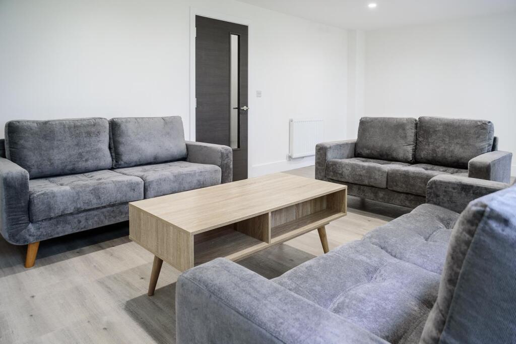 8 bed Private Halls for rent in Beeston. From Top 365 - Nottingham