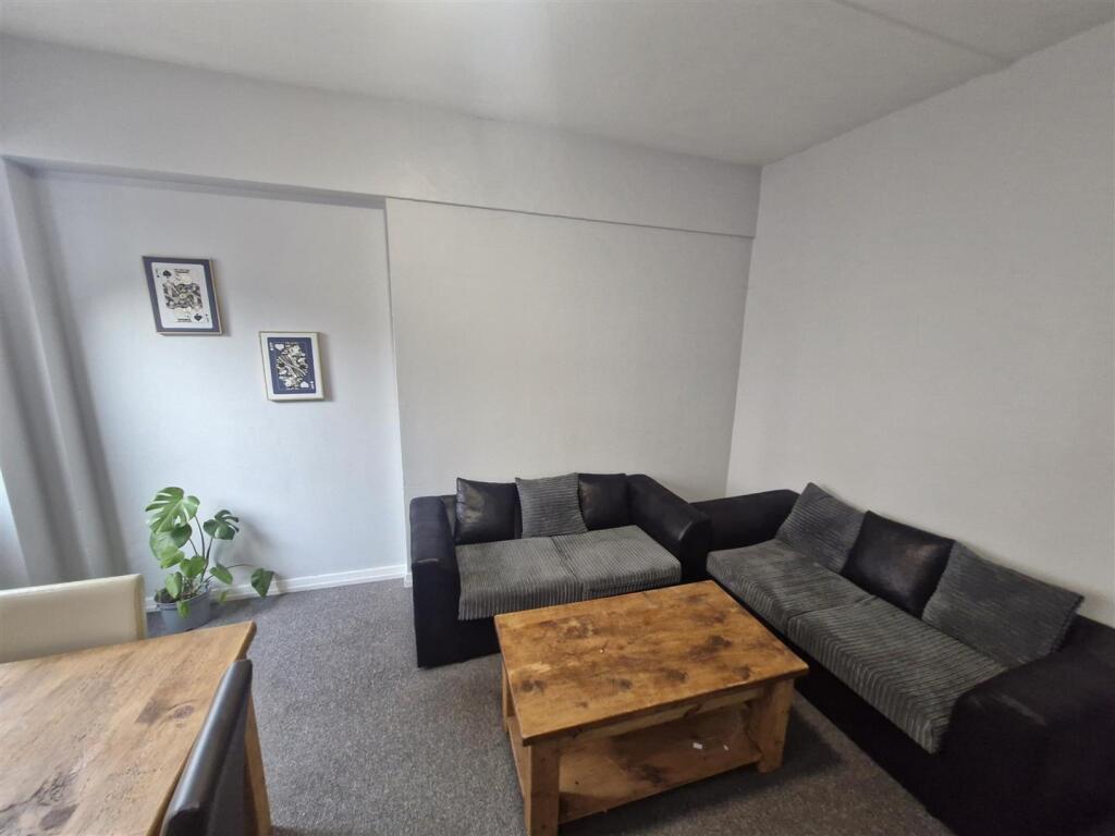7 bed Apartment for rent in Nottingham. From Top 365 - Nottingham