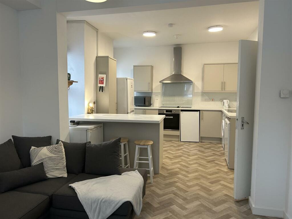 7 bed Private Halls for rent in Nottingham. From Top 365 - Nottingham