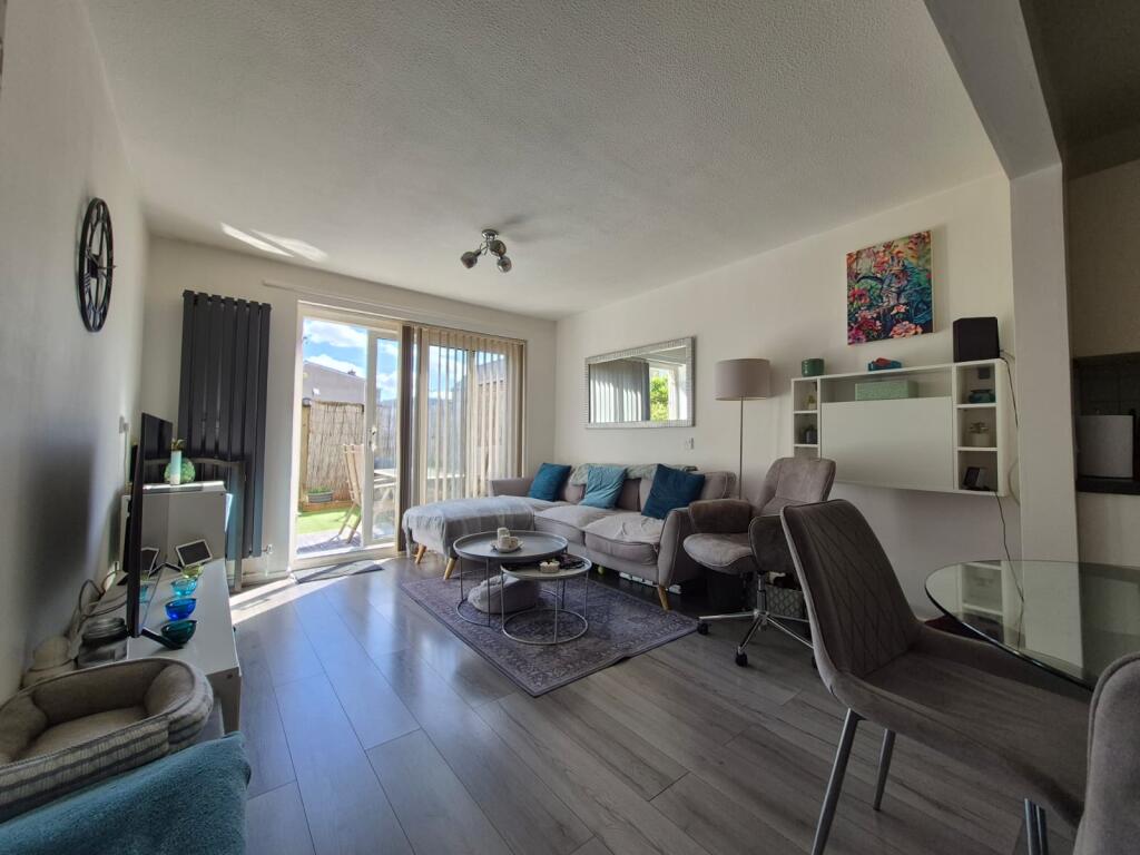 2 bed 1st Floor Flat for rent in Edmonton. From Two Six Homes Ltd.