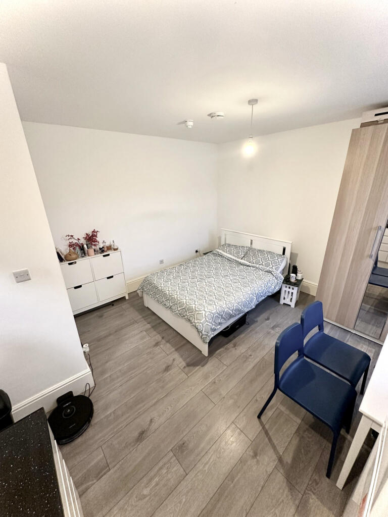 4 bed Studio for rent in Edmonton. From Two Six Homes Ltd.