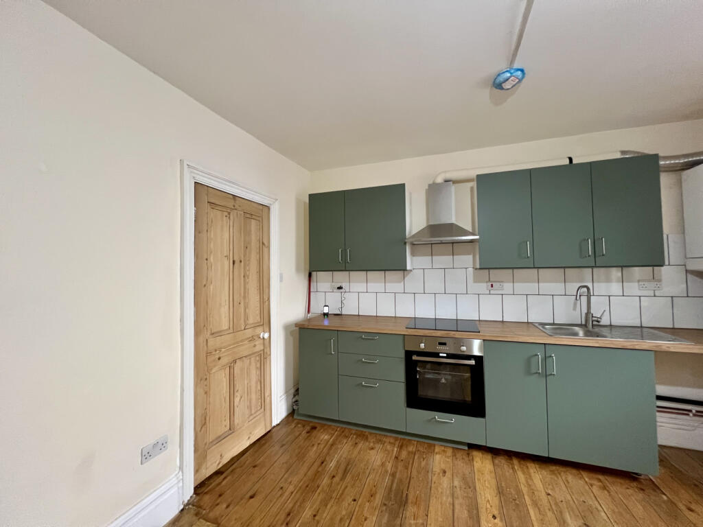 1 bed 1st Floor Flat for rent in Hornsey. From Two Six Homes Ltd.