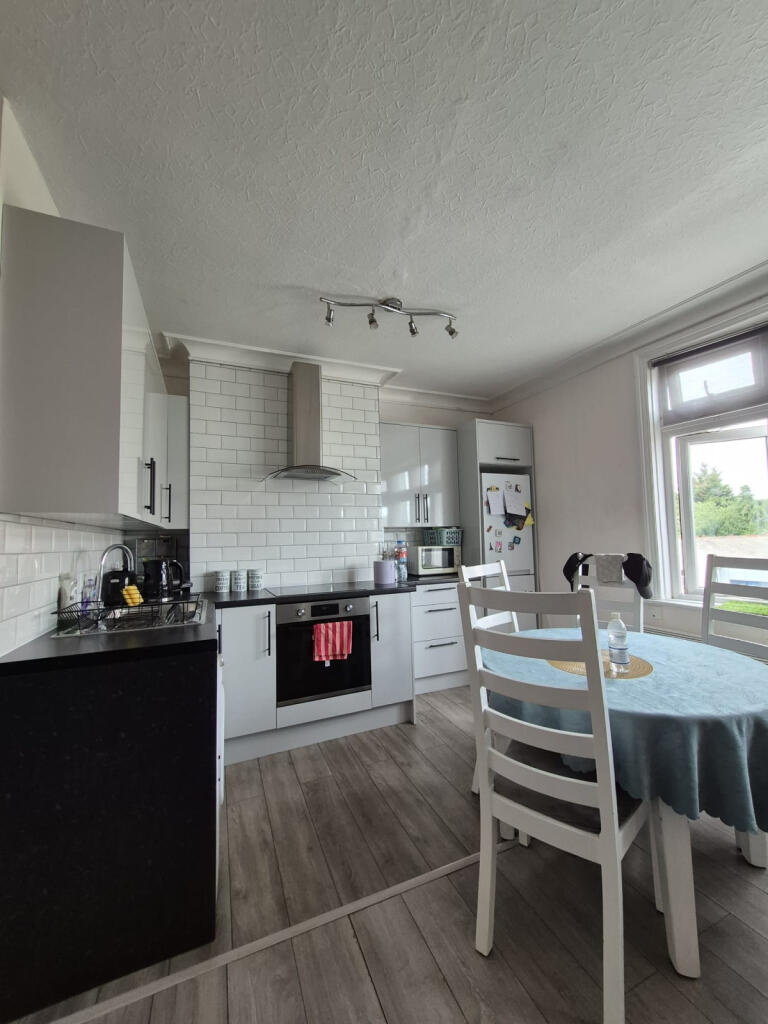 2 bed 1st Floor Flat for rent in Southgate. From Two Six Homes Ltd.