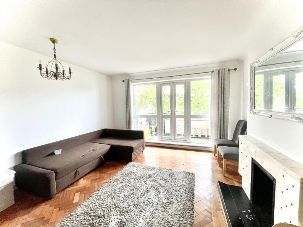 3 bed 1st Floor Flat for rent in Southgate. From Two Six Homes Ltd.