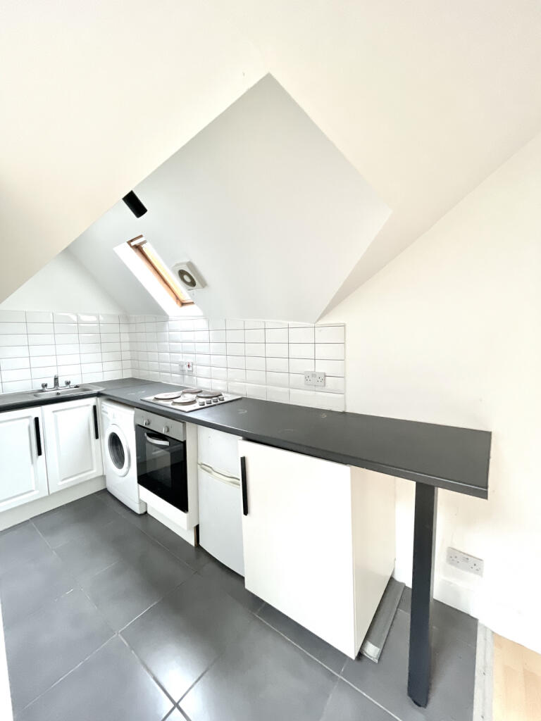 1 bed 1st Floor Flat for rent in Southgate. From Two Six Homes Ltd.
