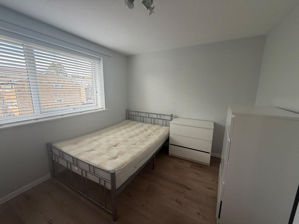 1 bed Mid Terraced House for rent in Tottenham. From Two Six Homes Ltd.
