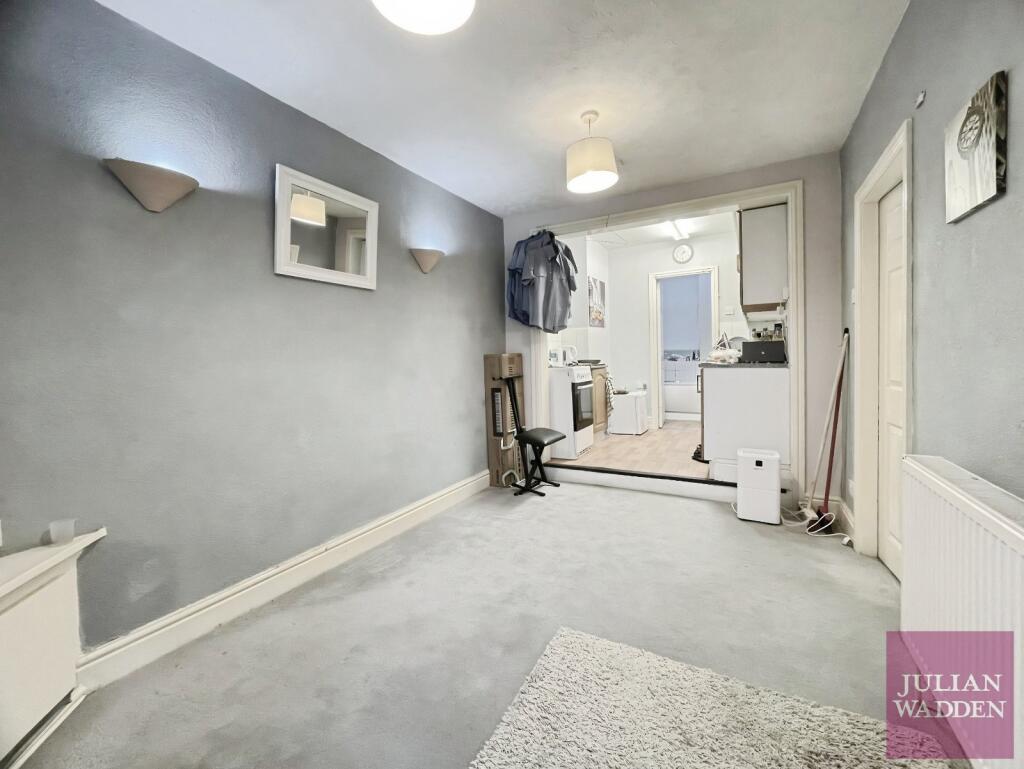 1 bed 1st Floor Flat for rent in Stockport. From Julian Wadden - Stockport