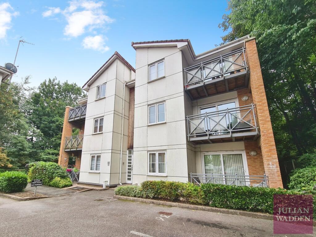 1 bed 1st Floor Flat for rent in Hyde. From Julian Wadden - Stockport