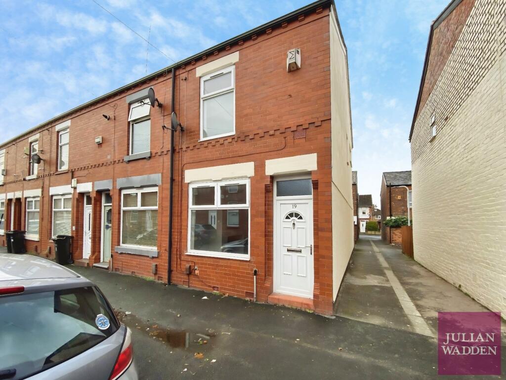 2 bed End of Terrace for rent in Stockport. From Julian Wadden - Stockport