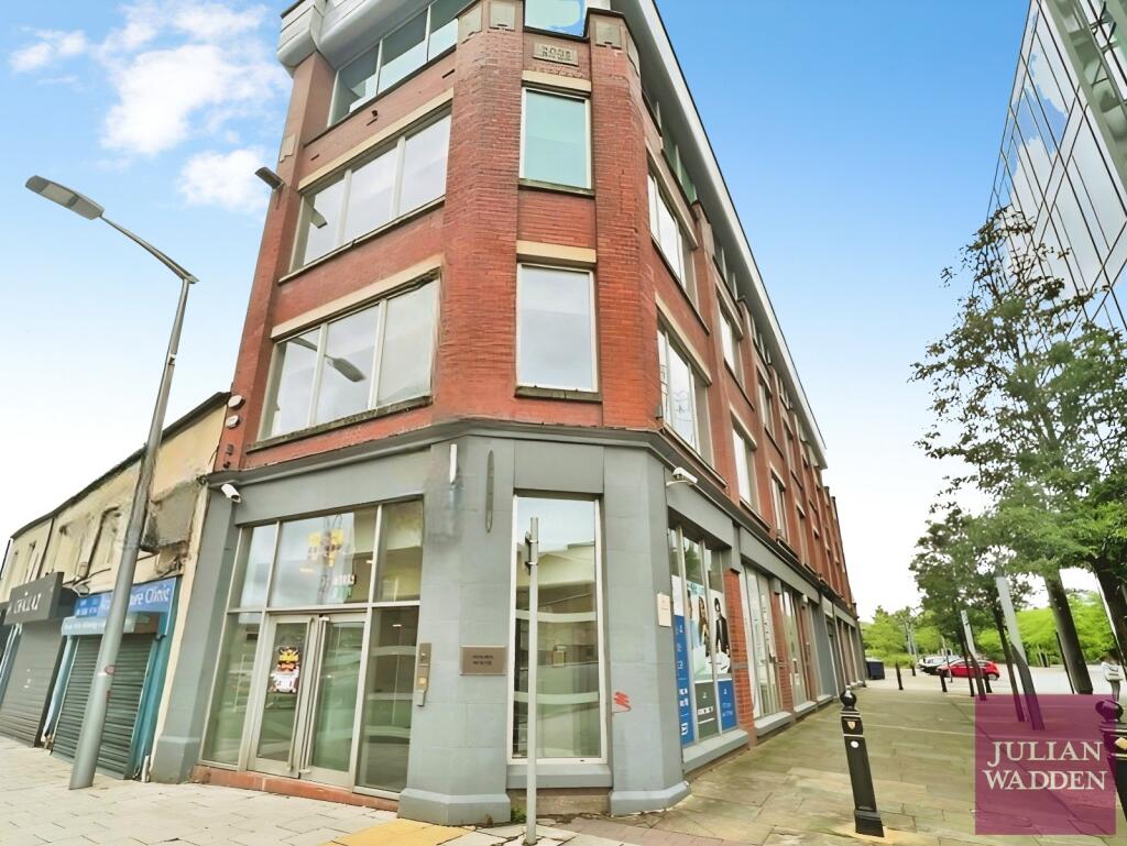 1 bed 1st Floor Flat for rent in Stockport. From Julian Wadden - Stockport