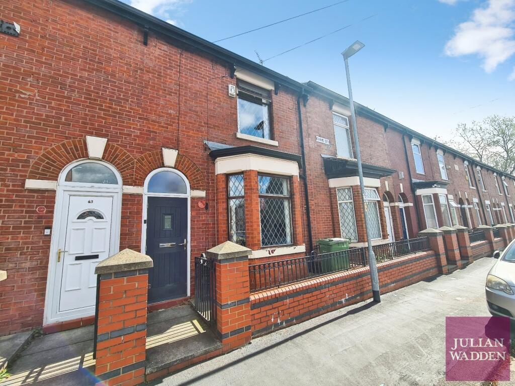 2 bed Mid Terraced House for rent in Droylsden. From Julian Wadden - Stockport