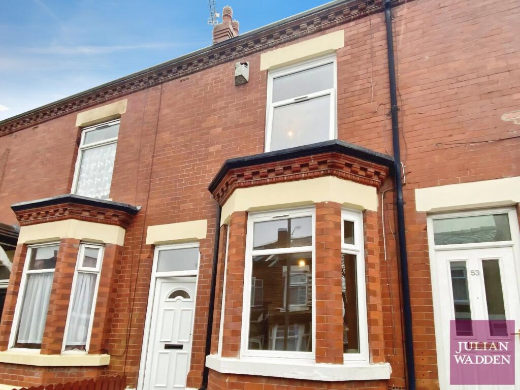 2 bed Mid Terraced House for rent in Hyde. From Julian Wadden - Stockport