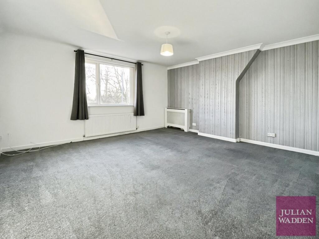 1 bed 1st Floor Flat for rent in Stockport. From Julian Wadden - Stockport