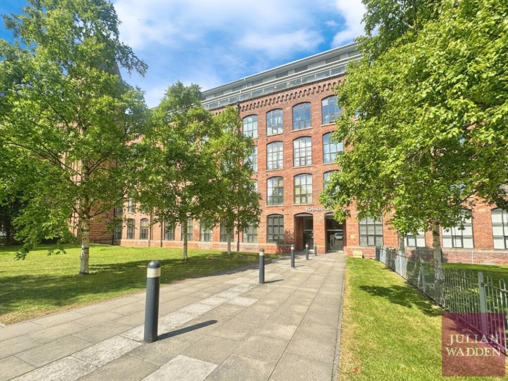 1 bed 1st Floor Flat for rent in Stockport. From Julian Wadden - Stockport