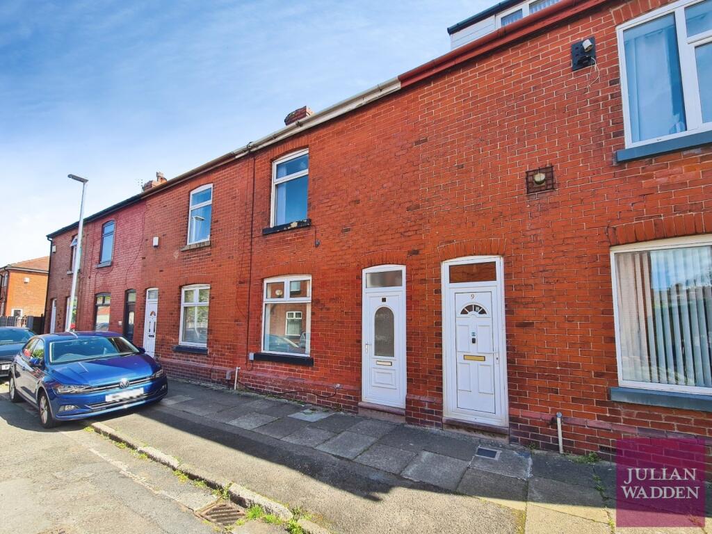 2 bed Mid Terraced House for rent in Denton. From Julian Wadden - Stockport