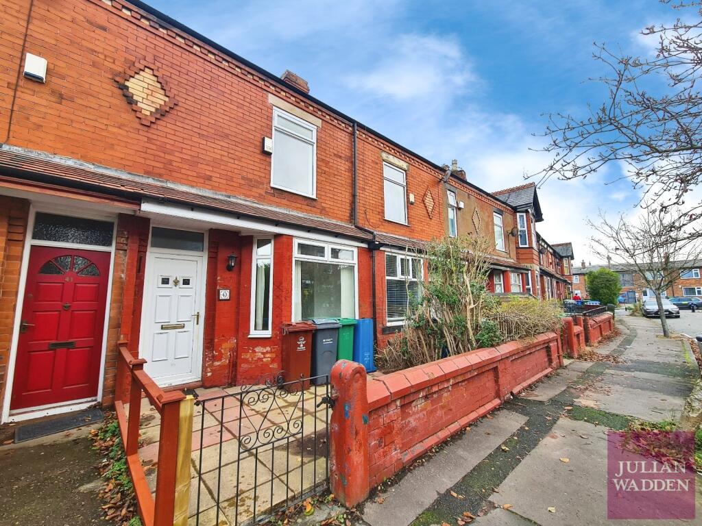 2 bed Mid Terraced House for rent in Stockport. From Julian Wadden - Stockport
