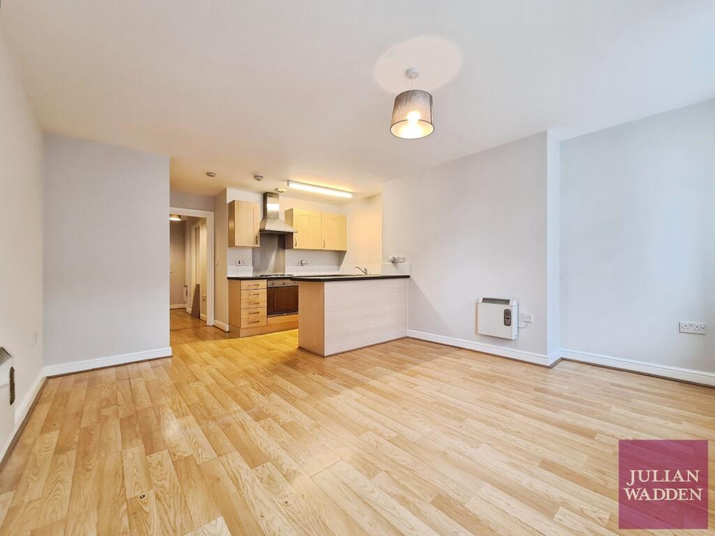 1 bed 1st Floor Flat for rent in Sutton Lane Ends. From Julian Wadden - Stockport
