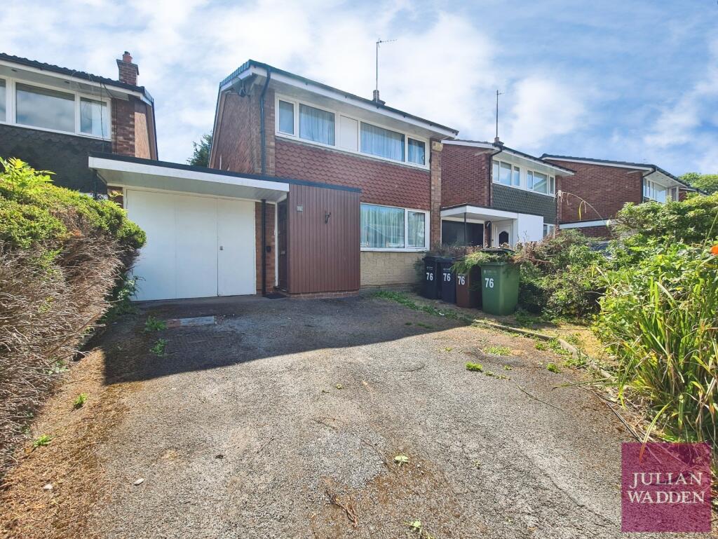 3 bed Link detached for rent in Cheadle Hulme. From Julian Wadden - Stockport