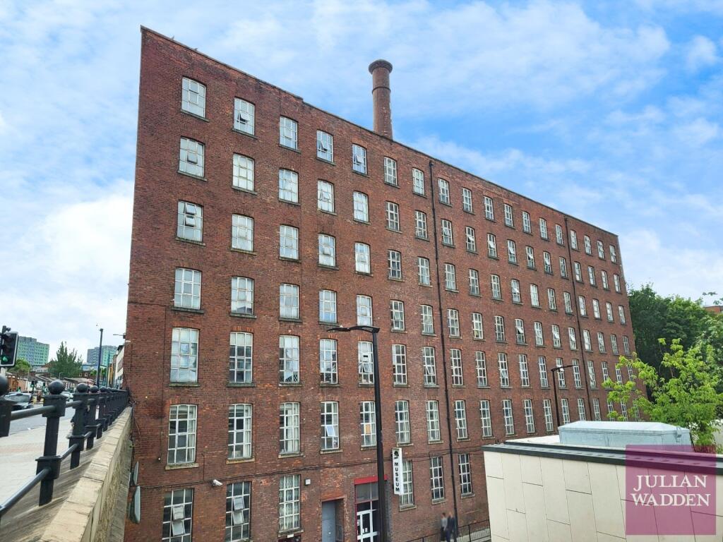 2 bed 1st Floor Flat for rent in Stockport. From Julian Wadden - Stockport