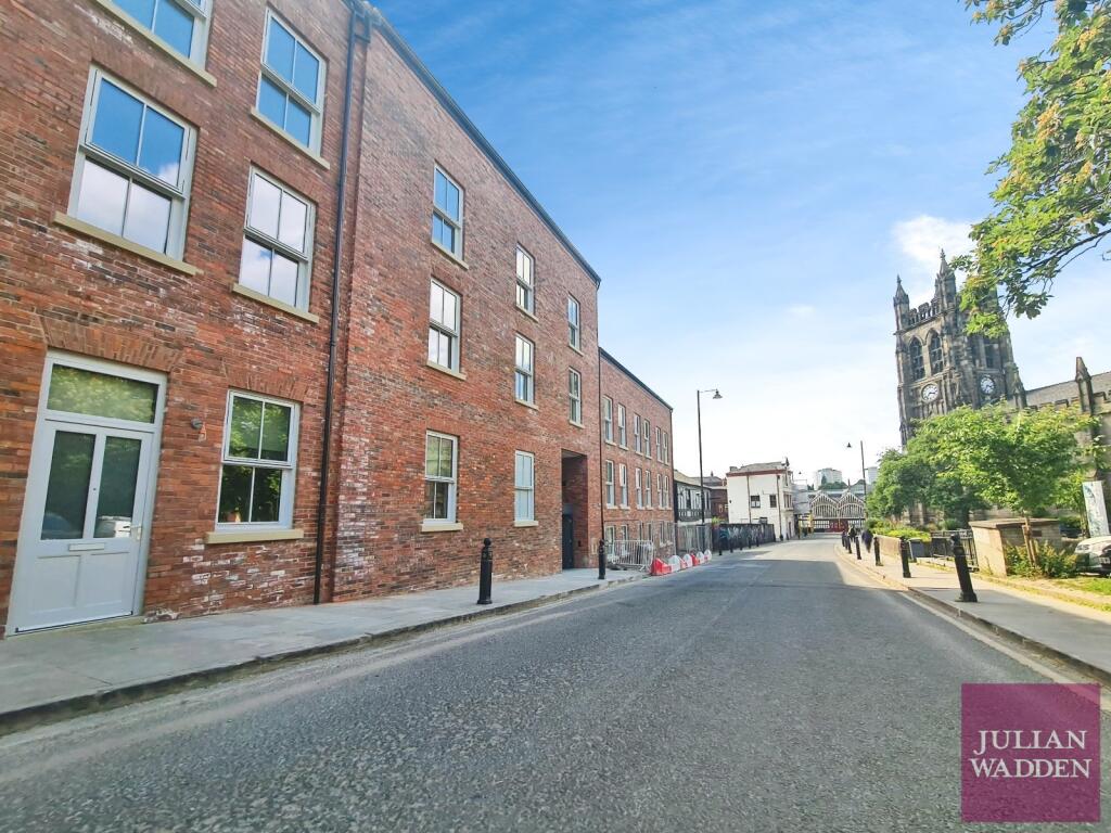 1 bed 1st Floor Flat for rent in Stockport. From Julian Wadden - Stockport