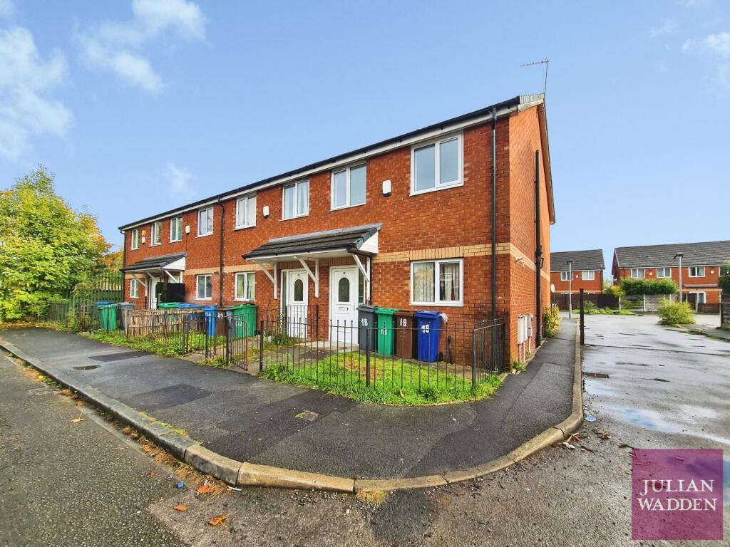 3 bed End of Terrace for rent in Droylsden. From Julian Wadden - Stockport 3 bed End of Terrace for rent in Droylsden. From Julian Wadden - Stockport
