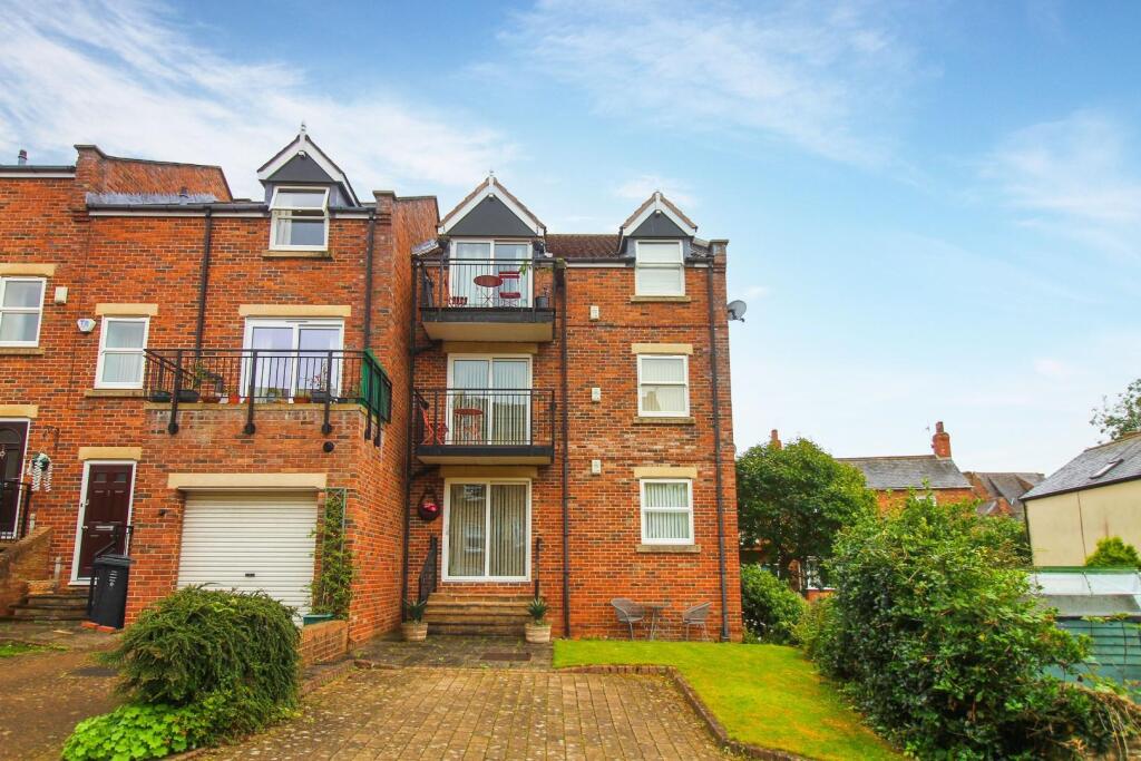 2 bed 1st Floor Flat for rent in Morpeth. From Signature - North East