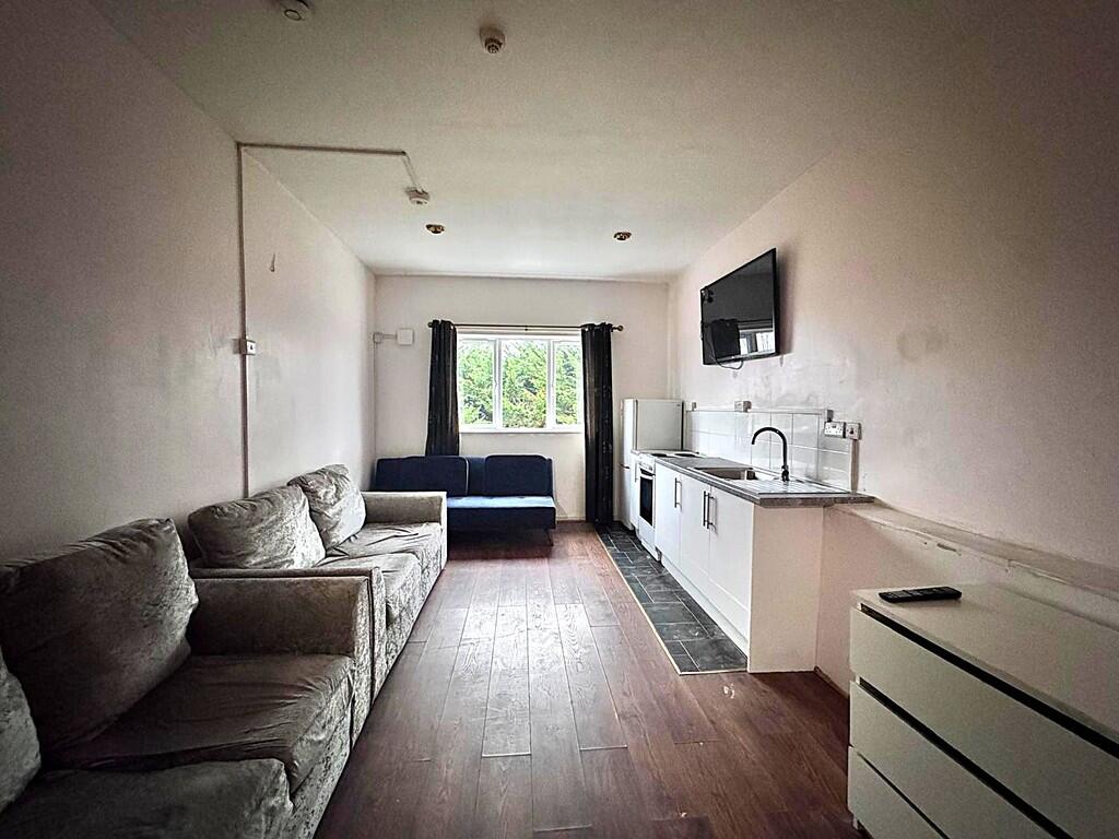 0 bed Studio for rent in Finchley. From Property Hub - Wembley