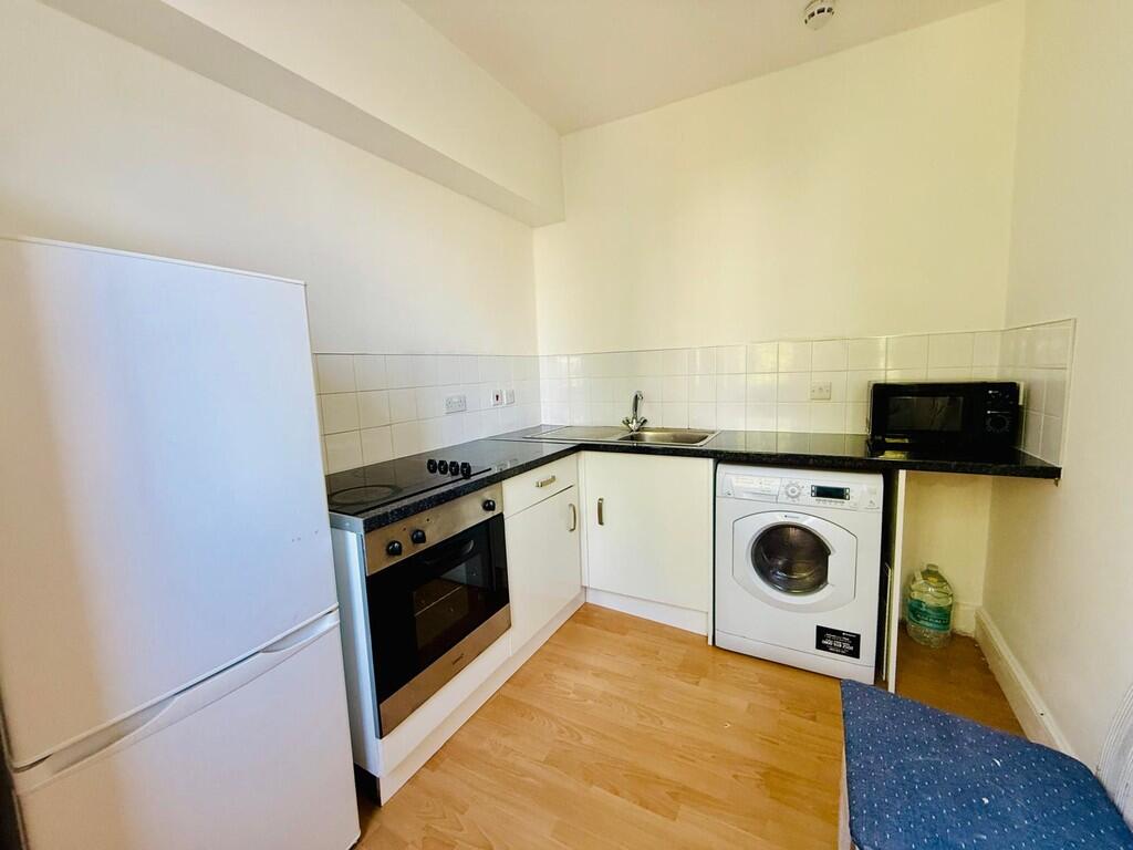1 bed Apartment for rent in Hampstead. From Property Hub - Wembley