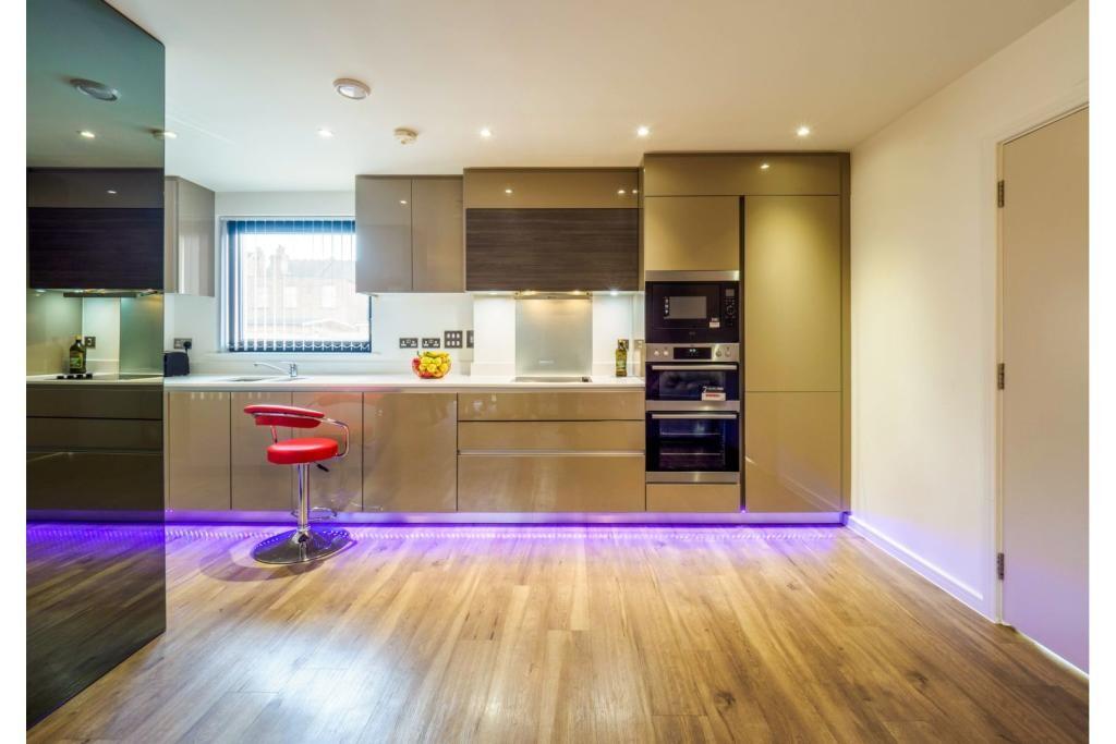 3 bed Mid Terraced House for rent in Wembley. From Property Hub - Wembley