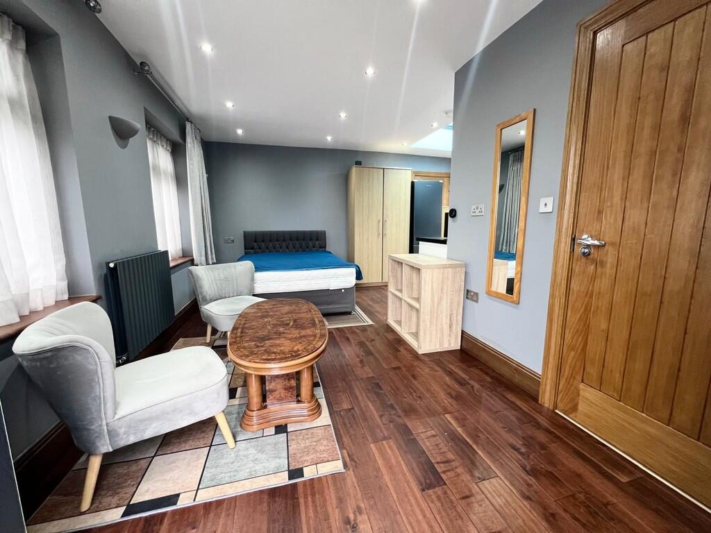 1 bed Dev Land - Leisure for rent in Harrow. From Property Hub - Wembley