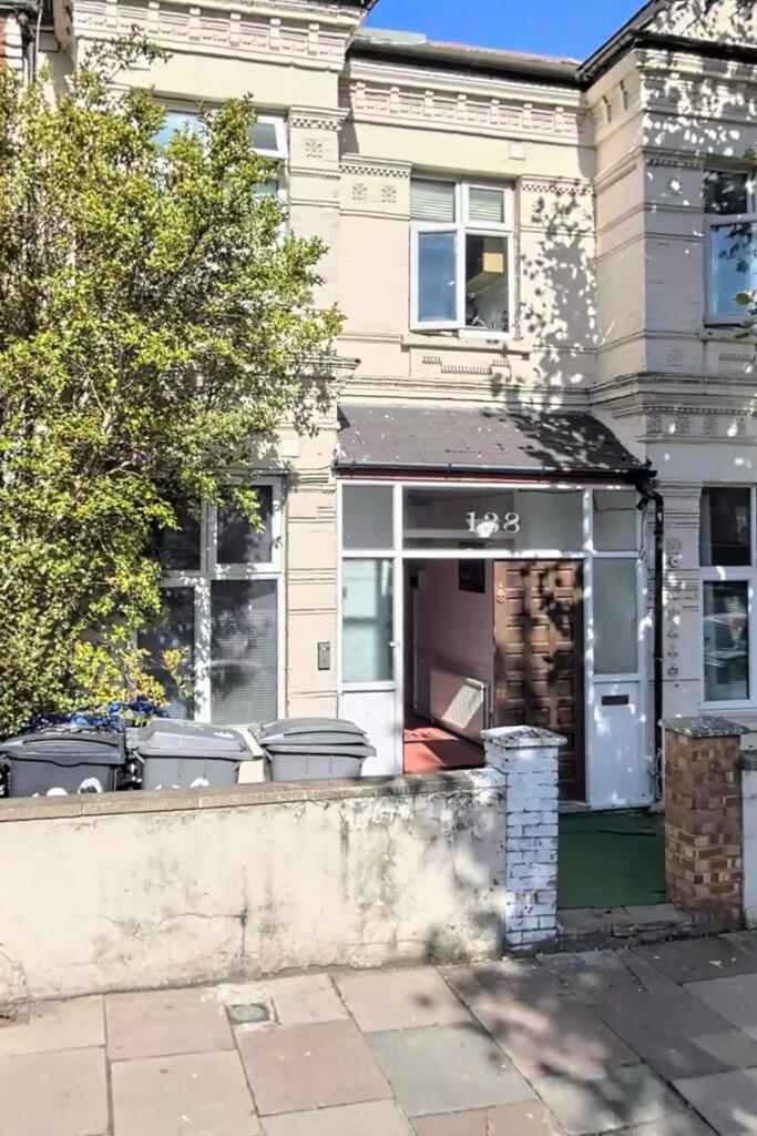 11 bed Apartment for rent in Willesden. From Property Hub - Wembley 11 bed Apartment for rent in Willesden. From Property Hub - Wembley