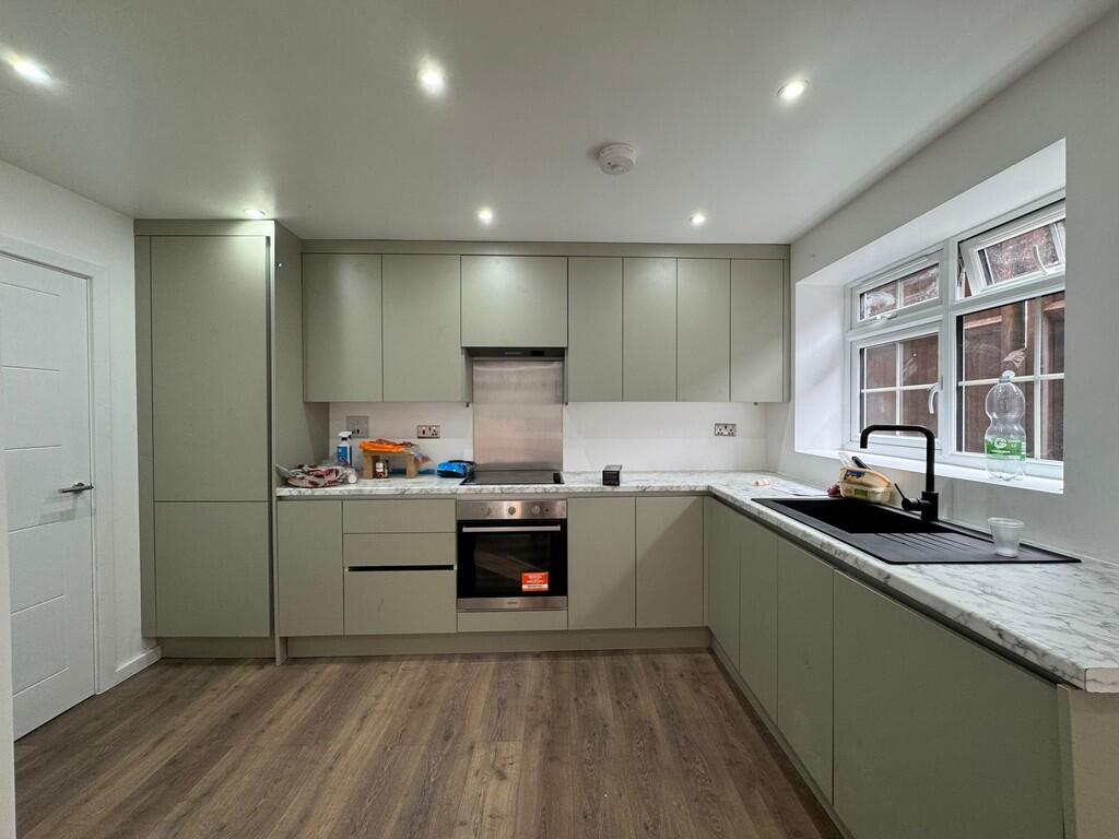 2 bed House (unspecified) for rent in Feltham. From Property Hub - Wembley 2 bed House (unspecified) for rent in Feltham. From Property Hub - Wembley