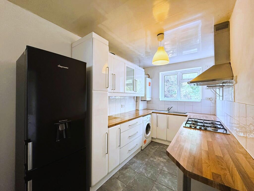 3 bed Annexe for rent in Harrow. From Property Hub - Wembley 3 bed Annexe for rent in Harrow. From Property Hub - Wembley