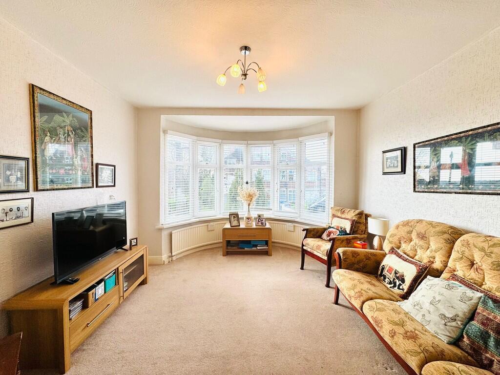 3 bed Mid Terraced House for rent in Hendon. From Property Hub - Wembley 3 bed Mid Terraced House for rent in Hendon. From Property Hub - Wembley