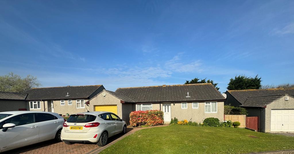 3 bed Detached bungalow for rent in Camborne. From Goundrys Estate Agents - Truro