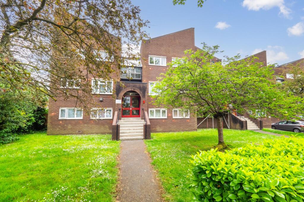 2 bed Apartment for rent in Wallington. From Goodfellows Lettings