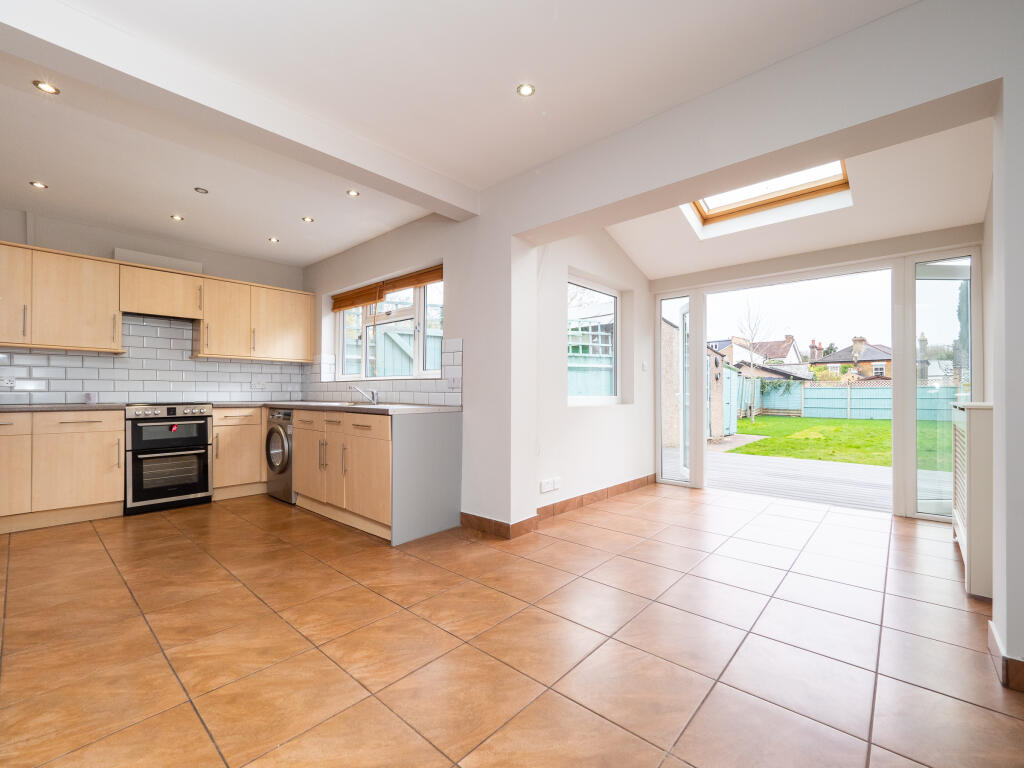 3 bed Semi-Detached House for rent in Banstead. From Goodfellows Lettings