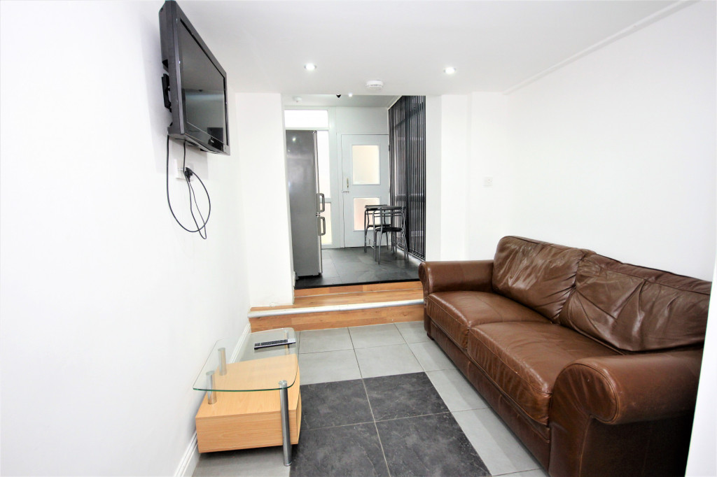 2 bed Flat for rent in Preston. From Kingswood Properties City Center