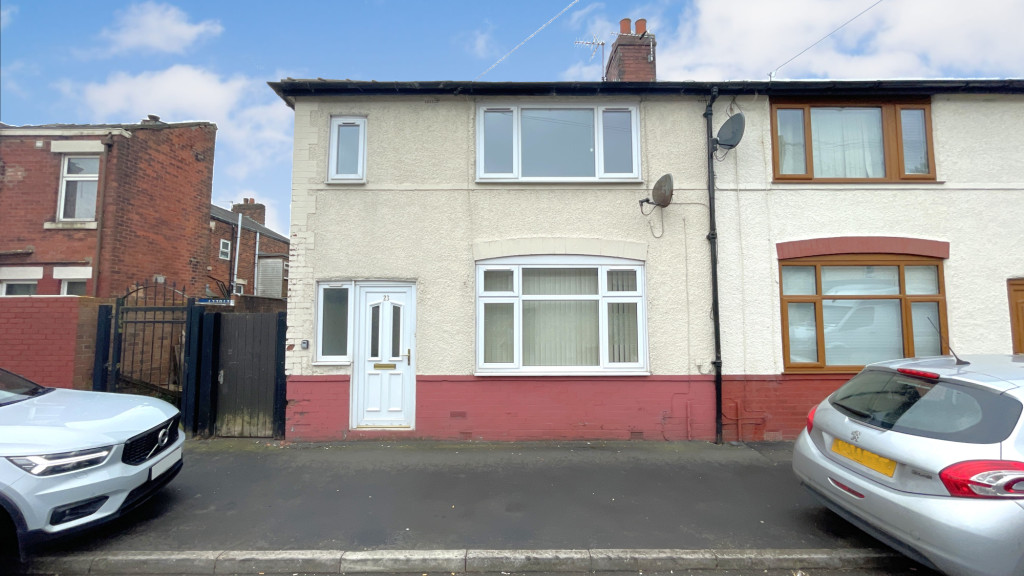 2 bed End Terraced House for rent in Preston. From Kingswood Properties City Center