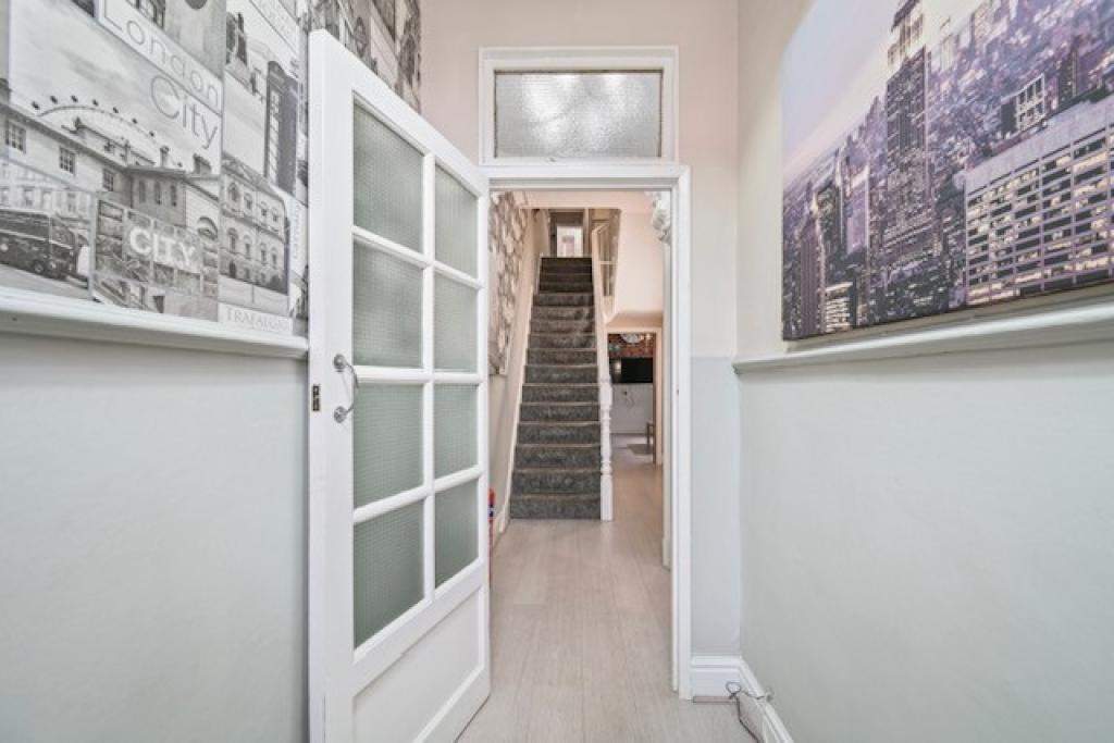 7 bed Mid Terraced House for rent in Preston. From Kingswood Properties City Center