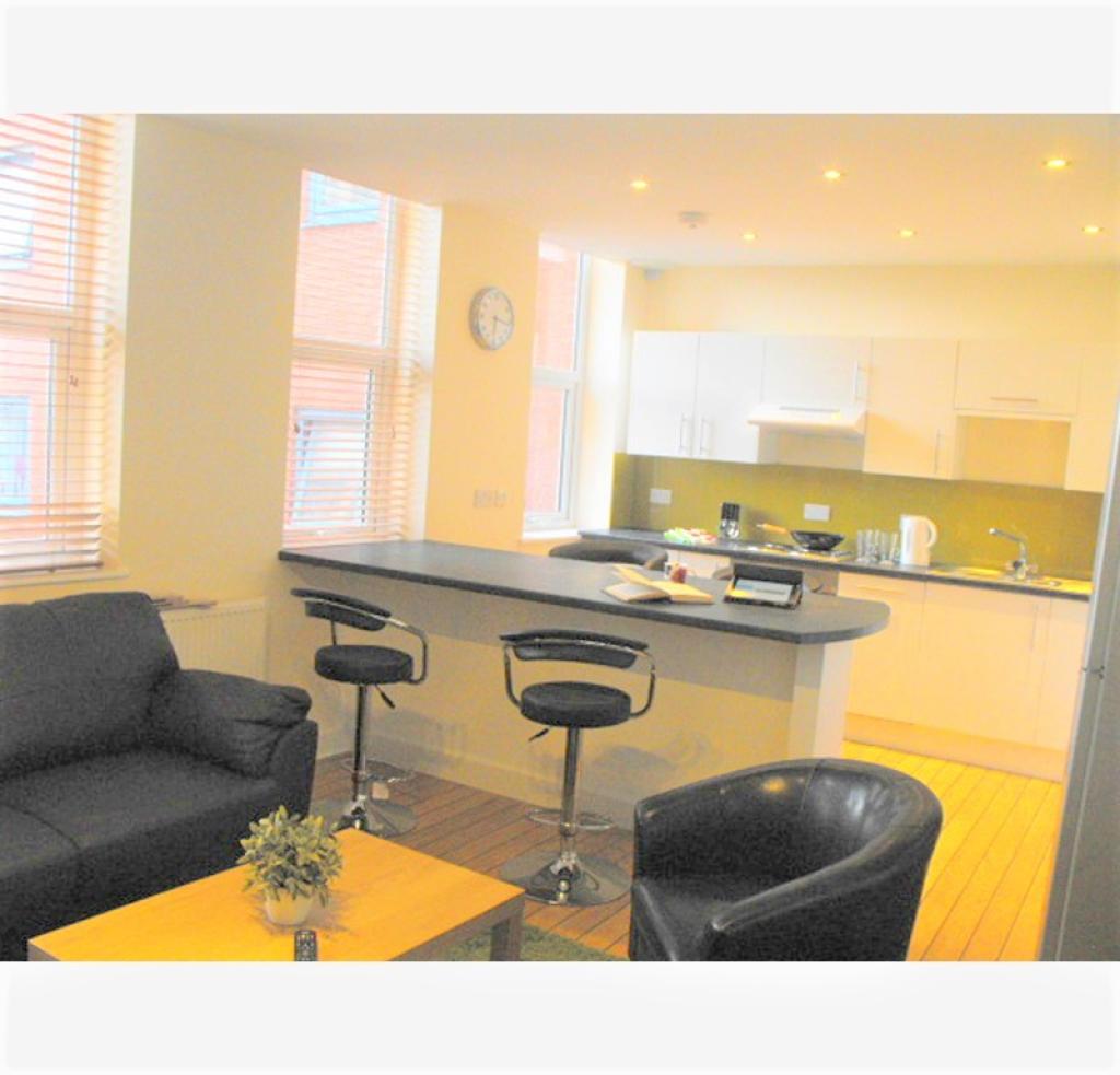 5 bed 1st Floor Flat for rent in Preston. From Kingswood Properties City Center