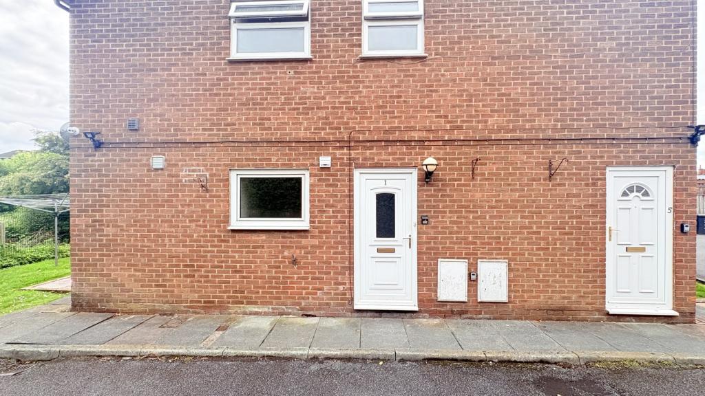 2 bed 1st Floor Flat for rent in Preston. From Kingswood Properties City Center