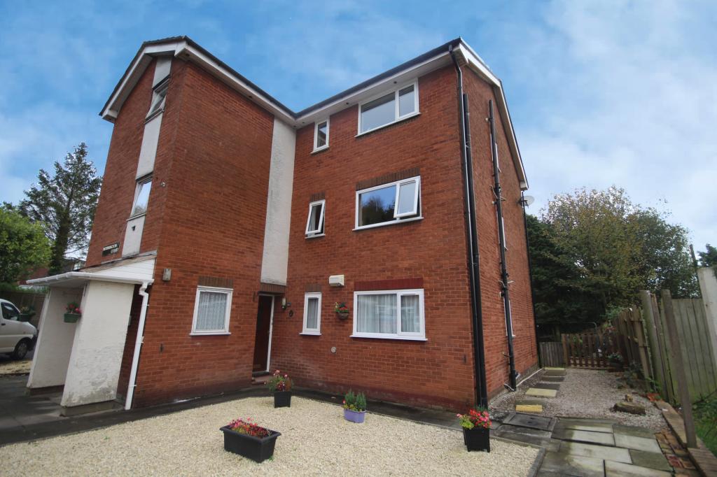 2 bed Apartment for rent in Preston. From Kingswood Properties City Center