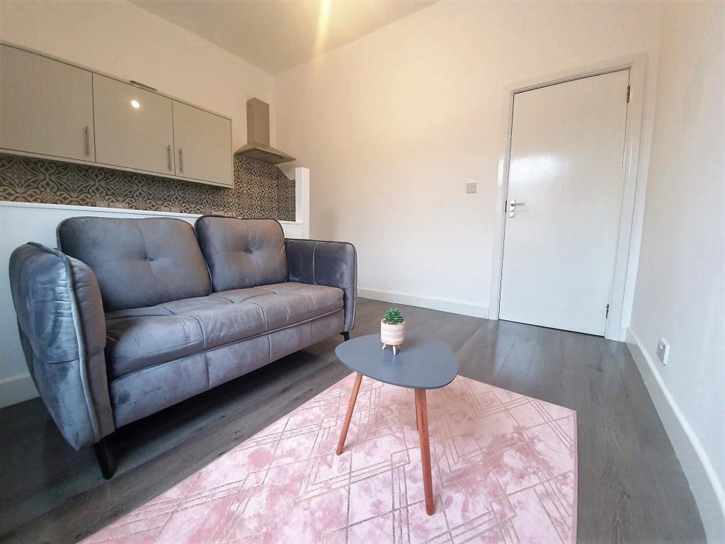 1 bed 1st Floor Flat for rent in Preston. From Kingswood Properties City Center